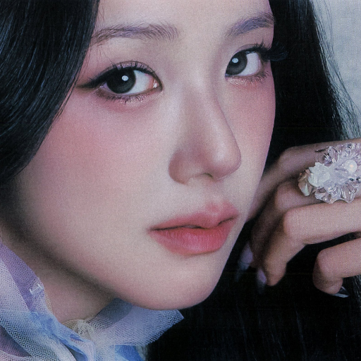 Jisoo gallery image