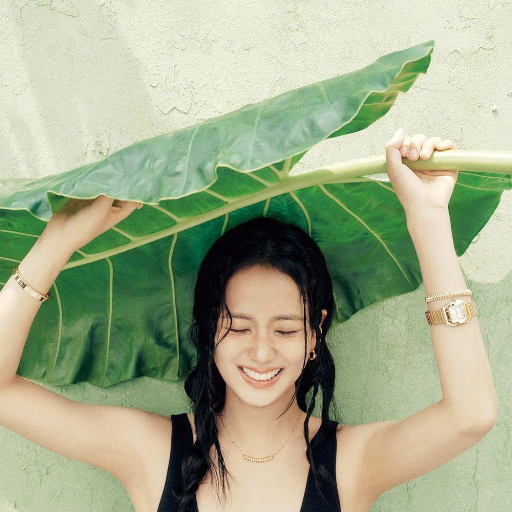 Jisoo gallery image