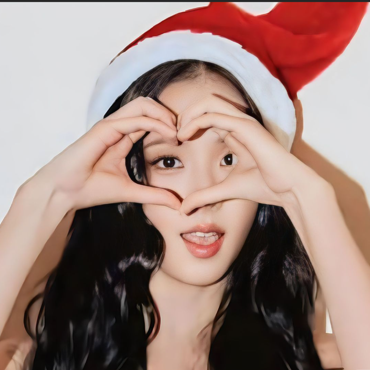 Jisoo gallery image