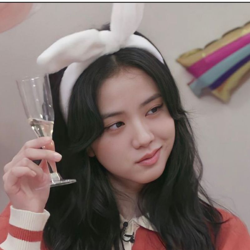 Jisoo gallery image