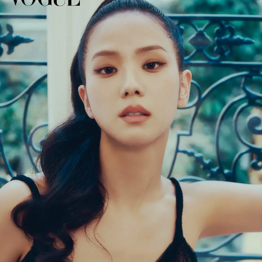 Jisoo gallery image