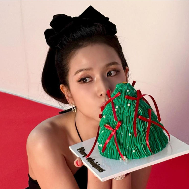 Jisoo gallery image