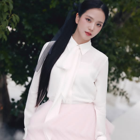 Jisoo gallery image