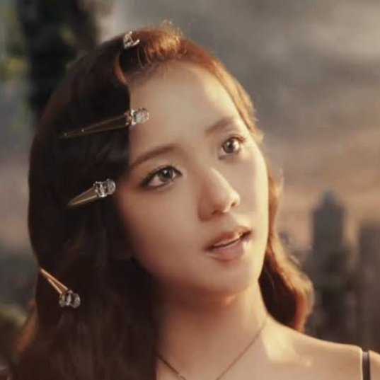 Jisoo gallery image