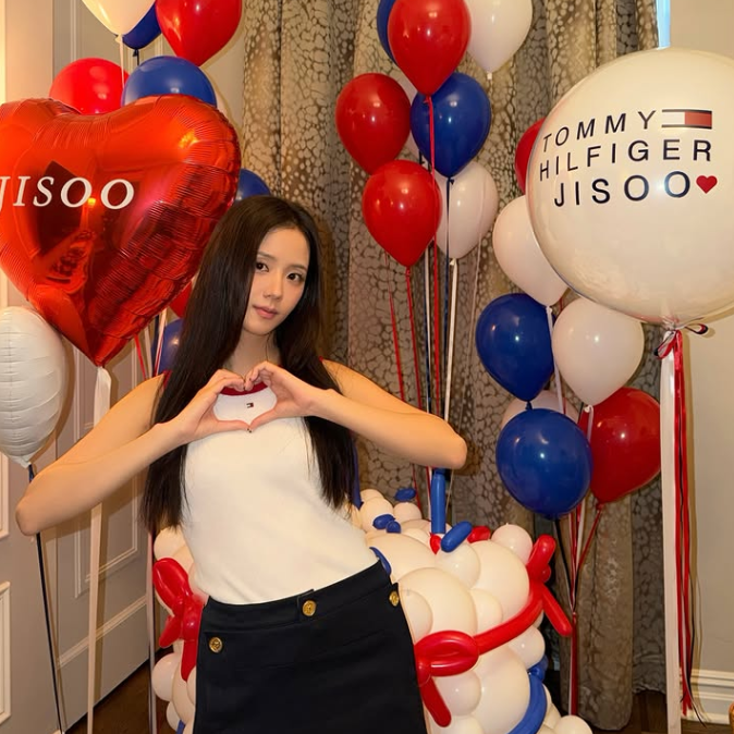 Jisoo gallery image