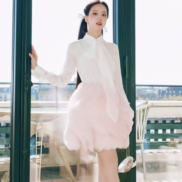 Jisoo gallery image
