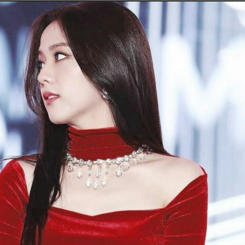 Jisoo gallery image