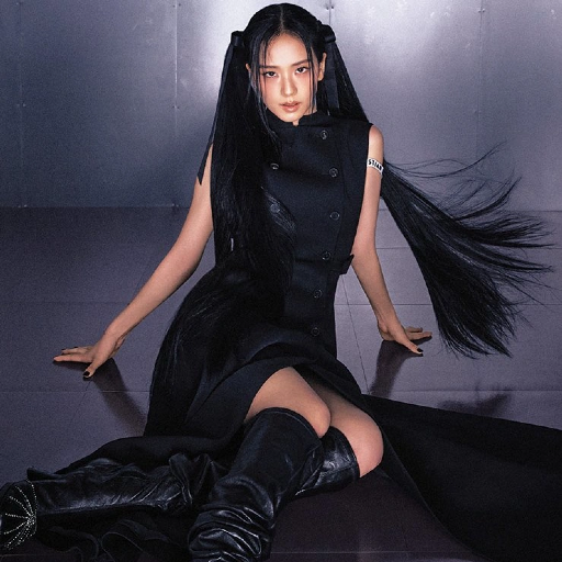 Jisoo gallery image