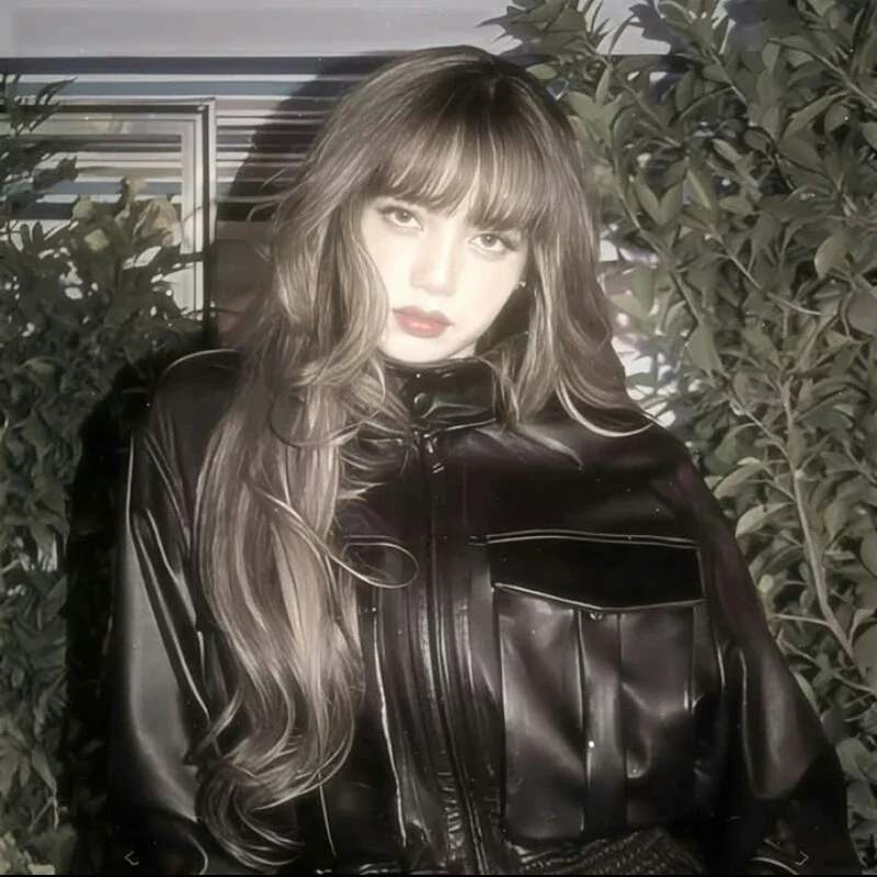 Lalisa gallery image