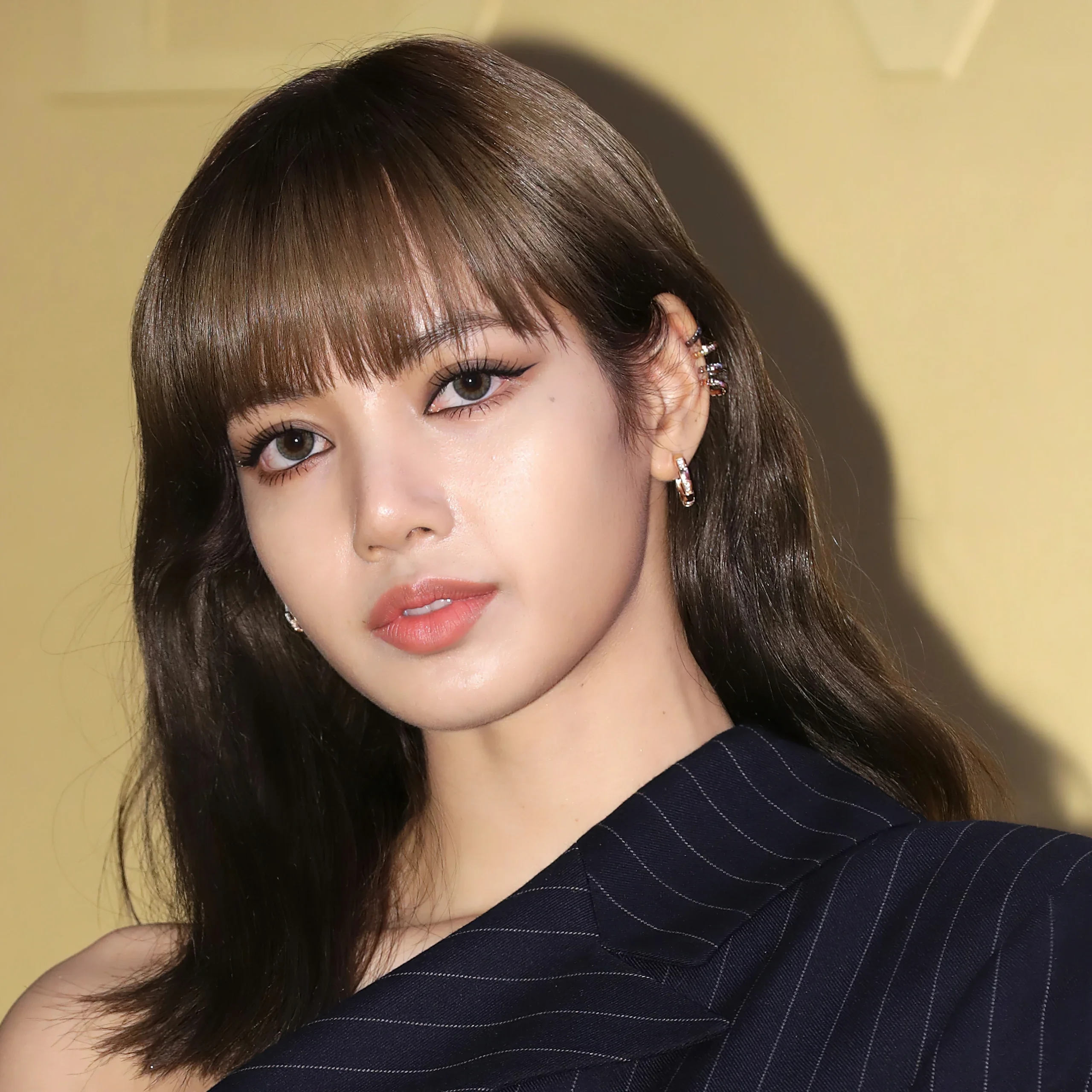 Lalisa gallery image