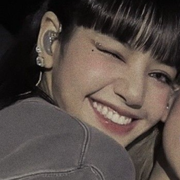 Lalisa gallery image