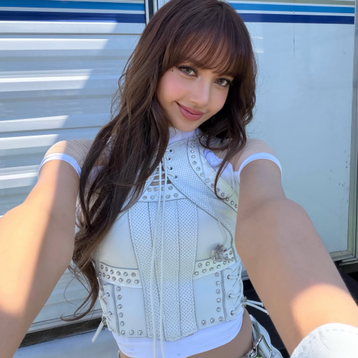 Lalisa galeri görseli