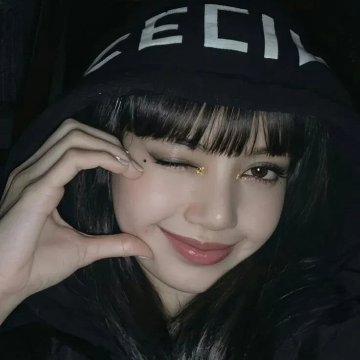 Lalisa gallery image