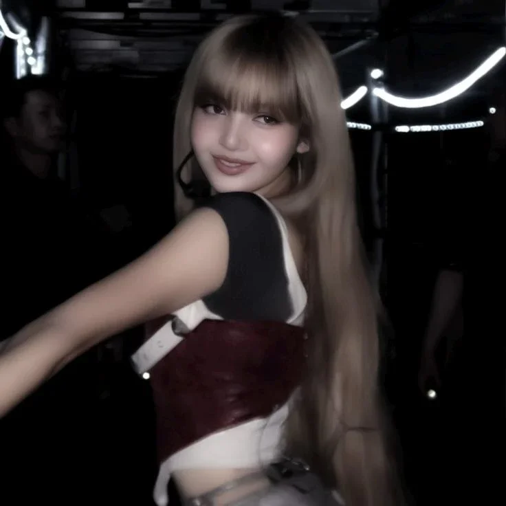 Lalisa gallery image