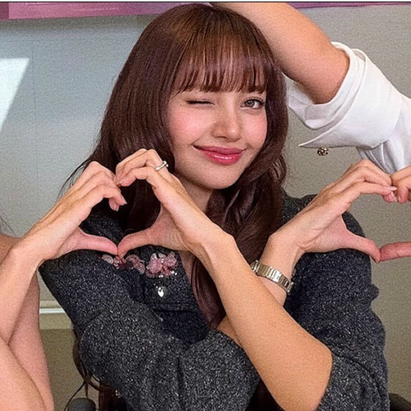 Lalisa gallery image