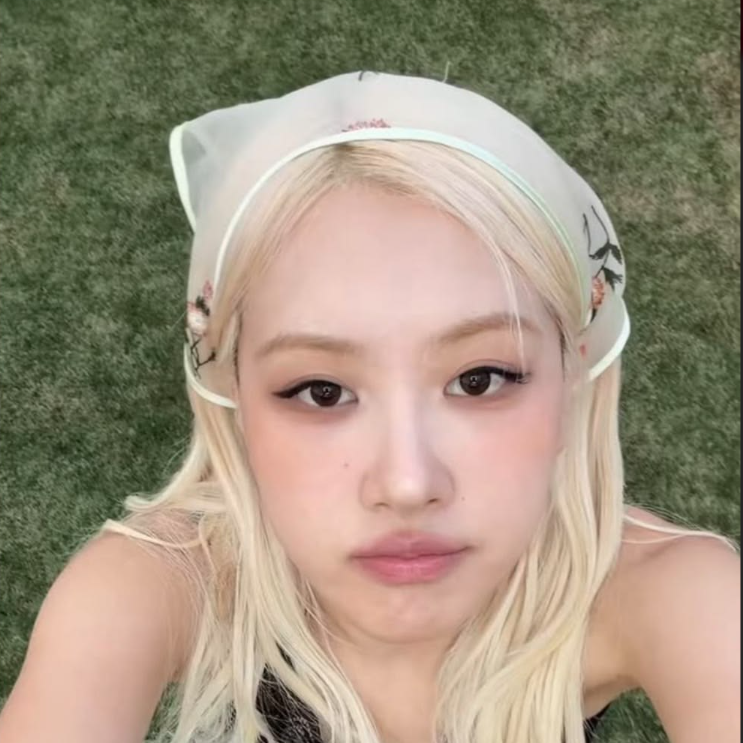 Rosé gallery image