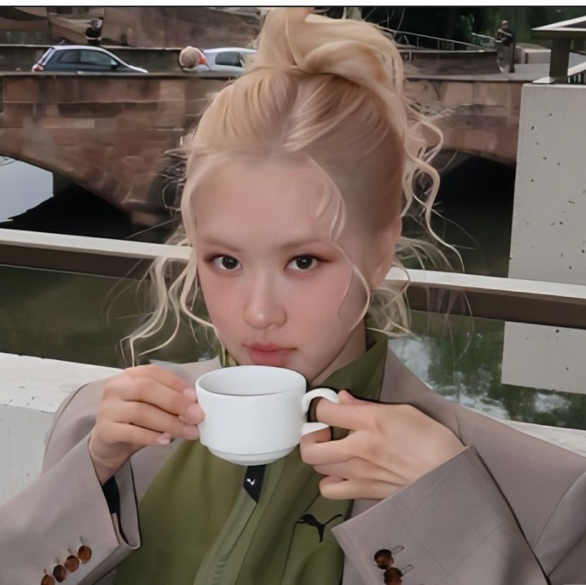 Rosé gallery image