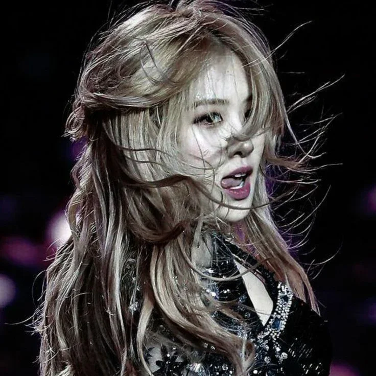 Rosé gallery image