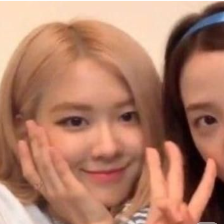 Rosé gallery image