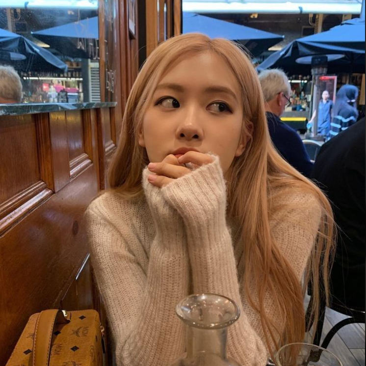 Rosé gallery image