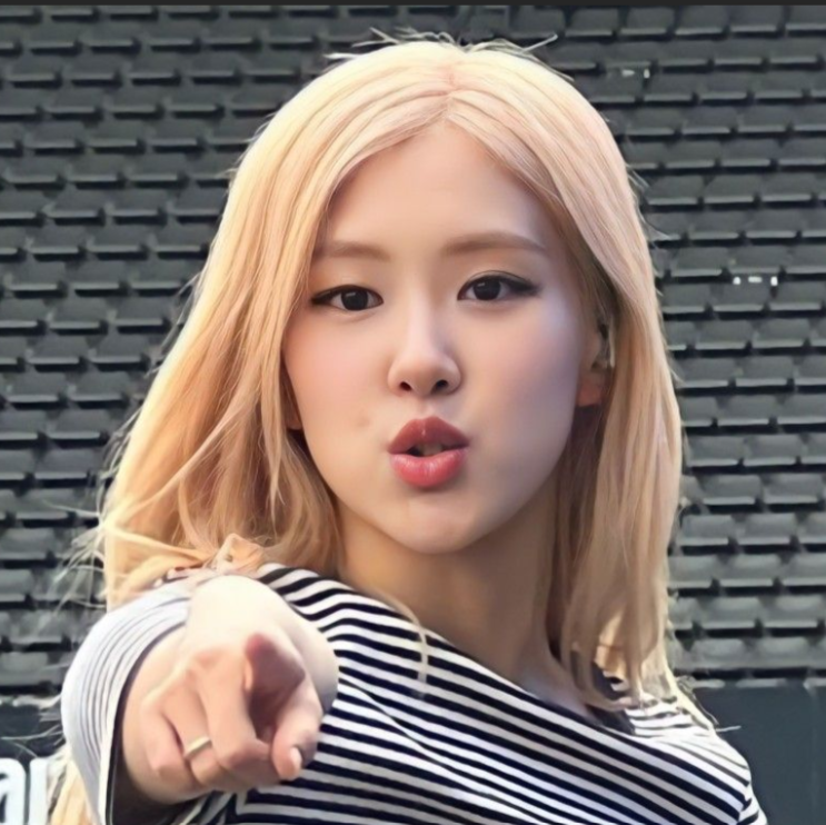 Rosé gallery image