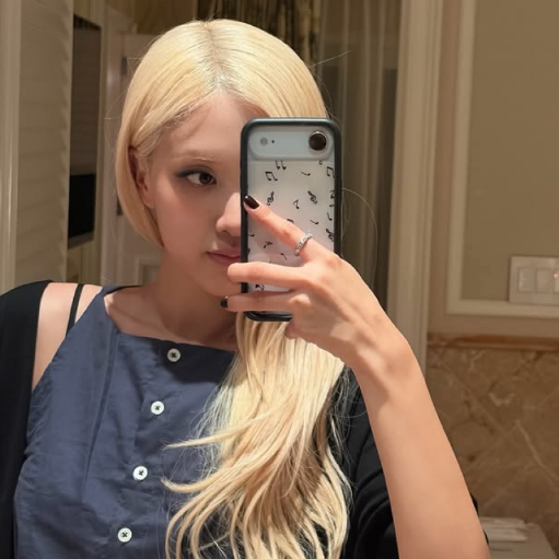 Rosé gallery image