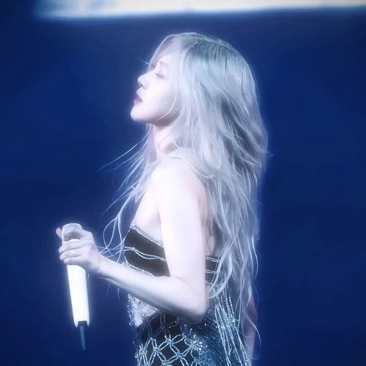 Rosé gallery image