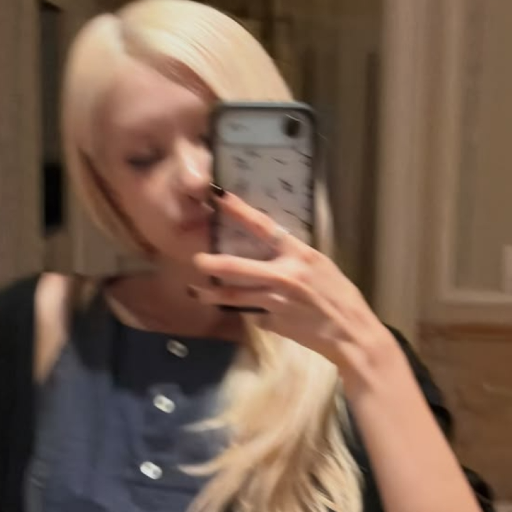 Rosé gallery image