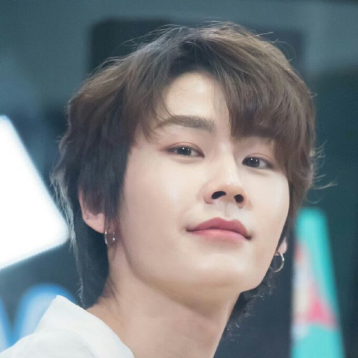 Ilhoon 갤러리 이미지