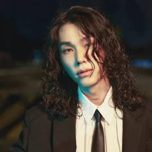 Ilhoon 갤러리 이미지