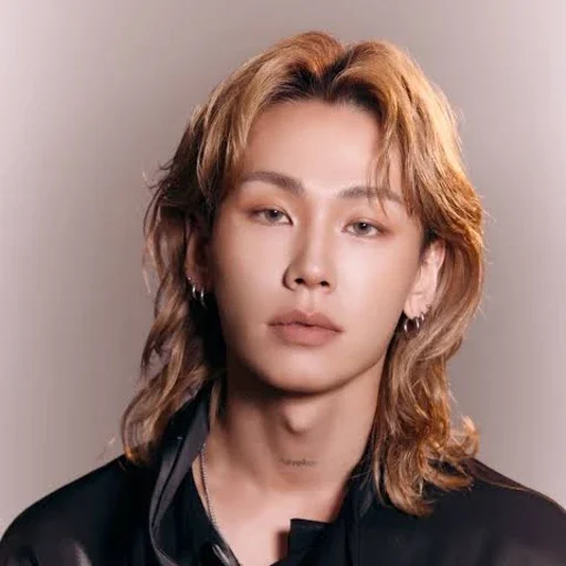 Ilhoon 갤러리 이미지