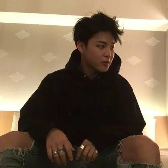 Jimin gallery image