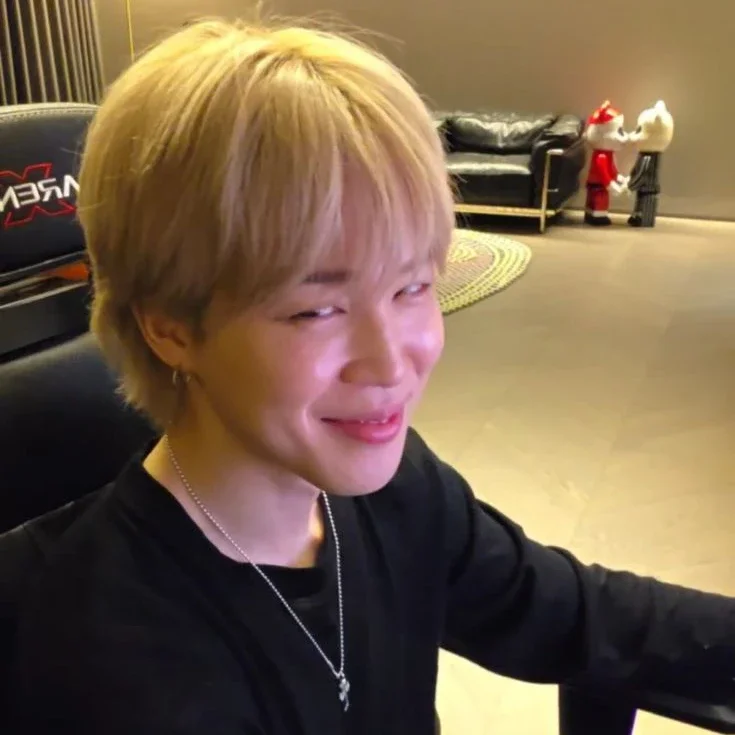 Jimin gallery image