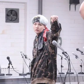 SUGA 1