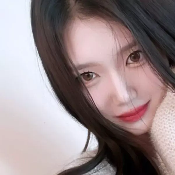 Gong YuBin gallery image