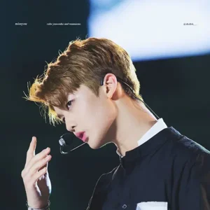 Jinyoung gallery image