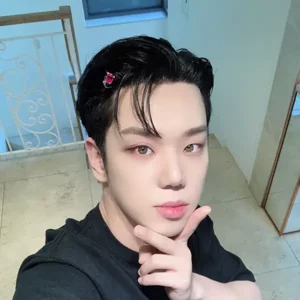 Kim Byeongkwan gallery image
