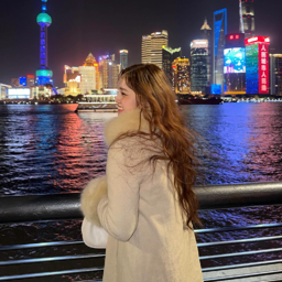 Elisia gallery image