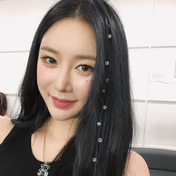 Minyoung gallery image
