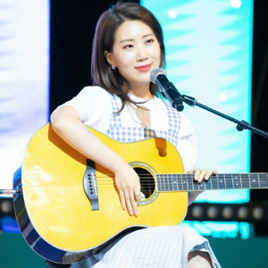 Jiyoon gallery image