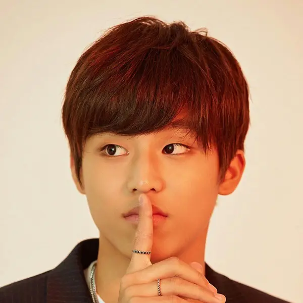 Park Jeongwoo gallery image