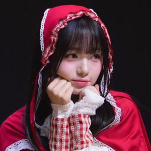 Kim ChaeWon gallery image