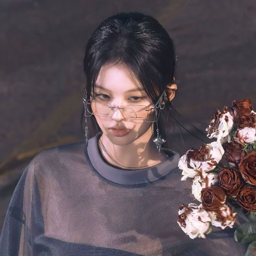 Sullyoon gallery image