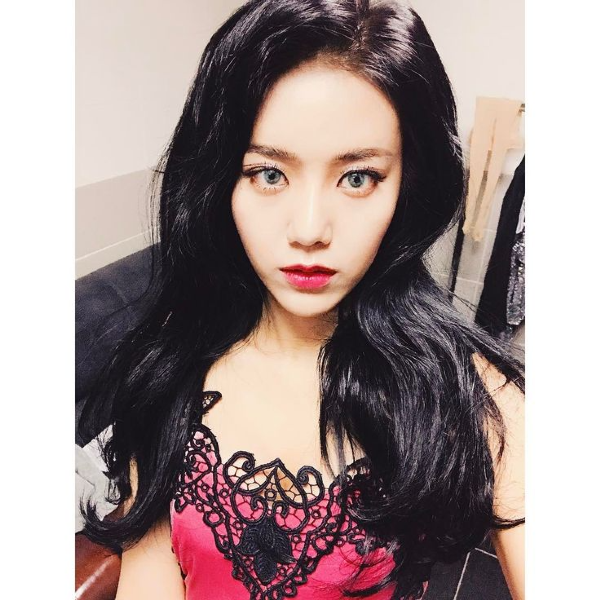 Shin Hyejeong galerijafbeelding