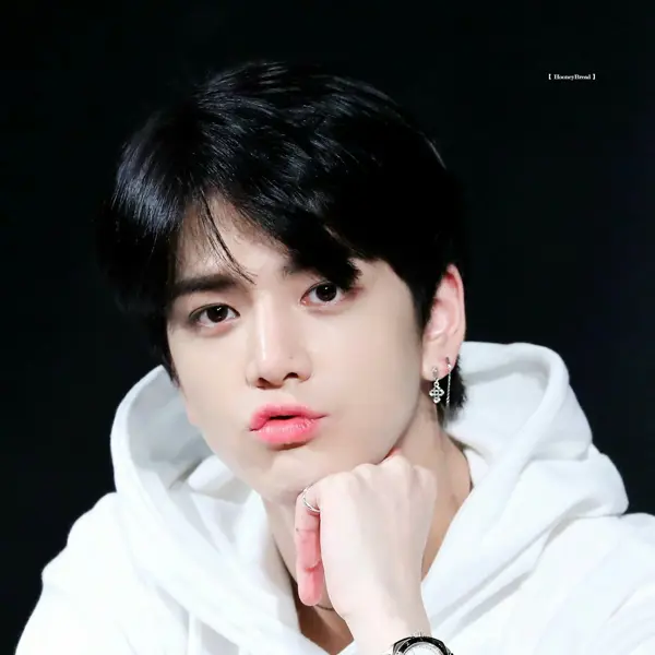 Younghoon gallery image