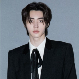 Sunghoon gallery image