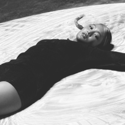 Minnie gallery image