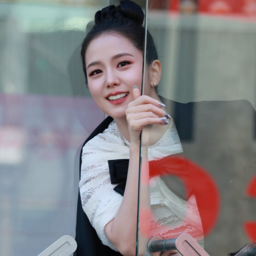 Jisoo gallery image