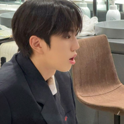 Park Jihoo gallery image