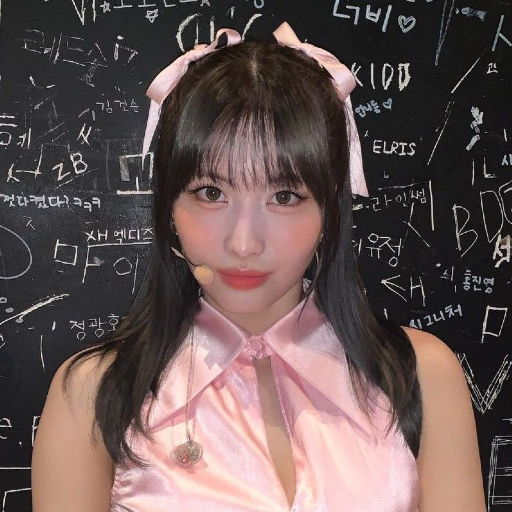 Momo gallery image